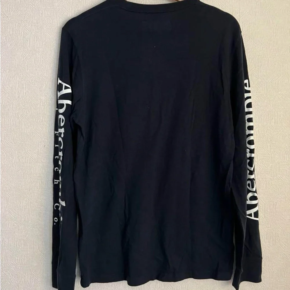 Abercrombie Black Long Sleeve Shirt soft AF size M - Picture 3 of 5
